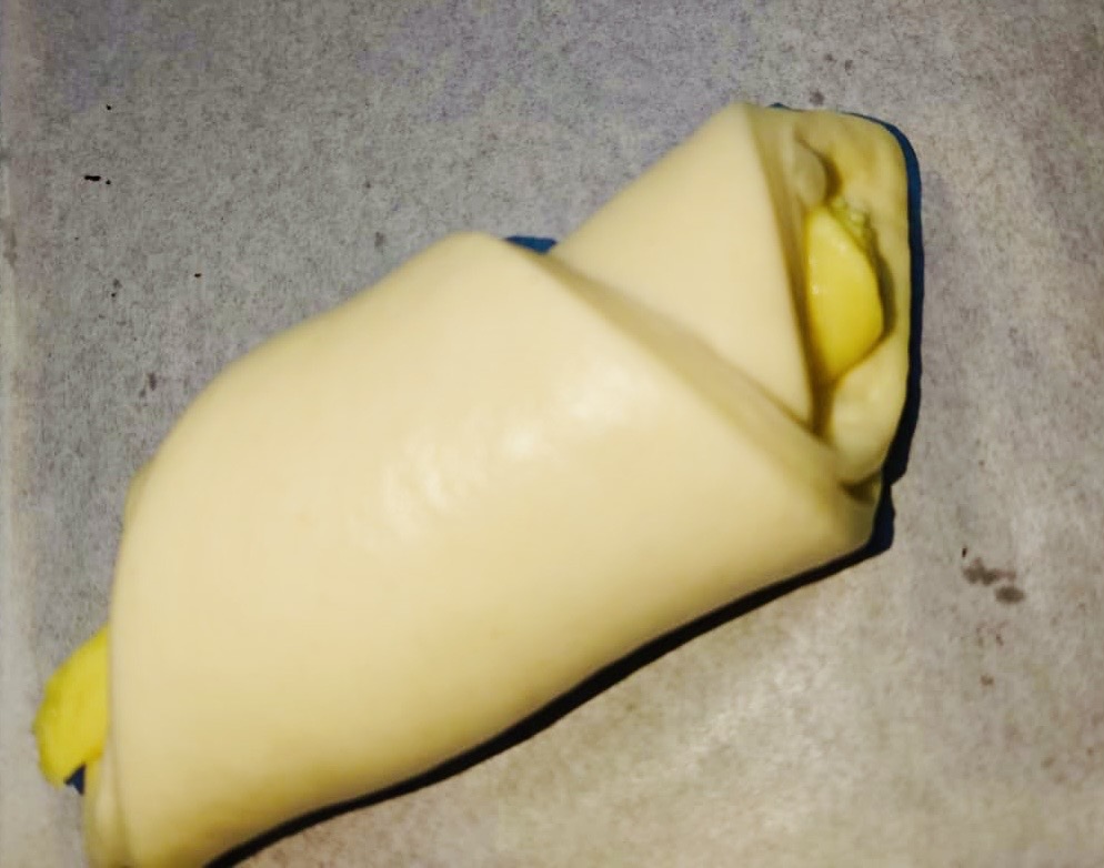 Croissant Danish Apricot raw pre proofed 70gr