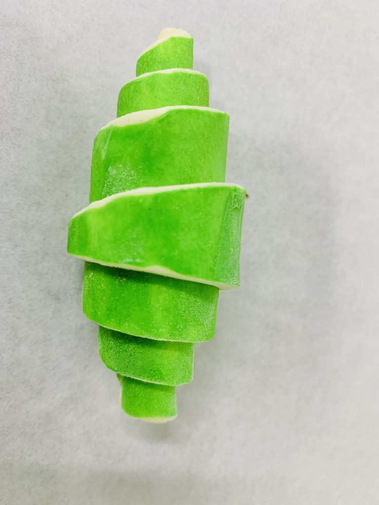 Croissant green raw 90gr